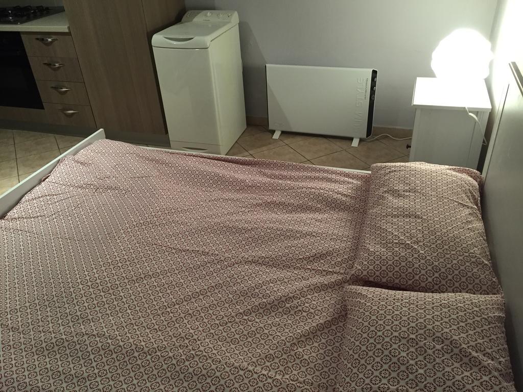Apartamento Monolocale Torino Exterior foto